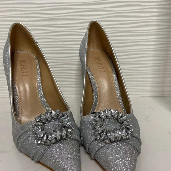 SCHUTZ Meisho Glam Silver Metallic Pointed Toe Heels Size 7 - Picture 2 of 8